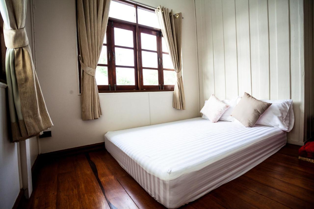 Baan Suan Krung Kao Hotell Phra Nakhon Si Ayutthaya Exteriör bild