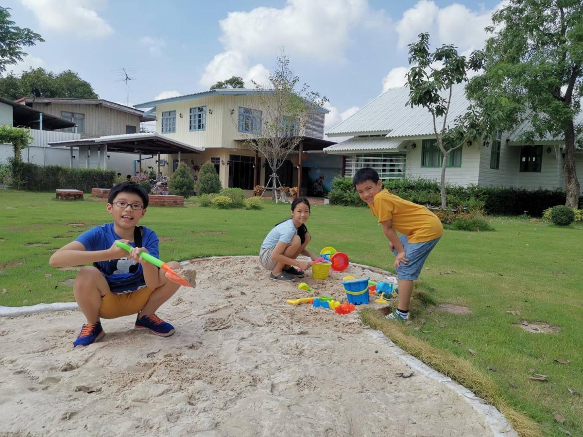 Baan Suan Krung Kao Hotell Phra Nakhon Si Ayutthaya Exteriör bild